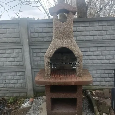 Essential Future Space Apartment *